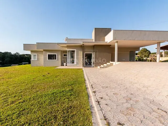 Sítio 5 quartos e 3 banheiros, à venda, no bairro Guajuvira em Araucária