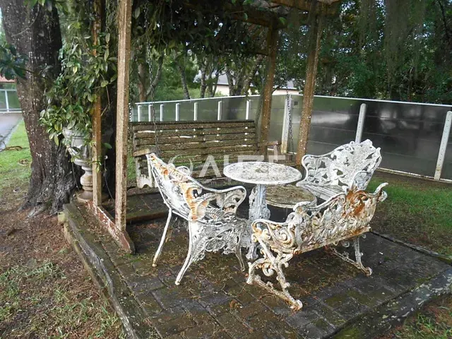 Sítio com 1m² 3 quartos e 6 banheiros, à venda, no bairro Campo Largo da Roseira em São José Dos Pinhais