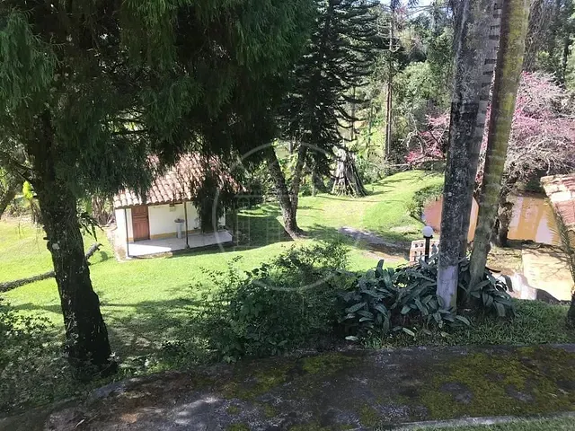 Sítio com 338800m² 5 quartos e 4 banheiros, à venda, no bairro Centro em São Lourenço da Serra