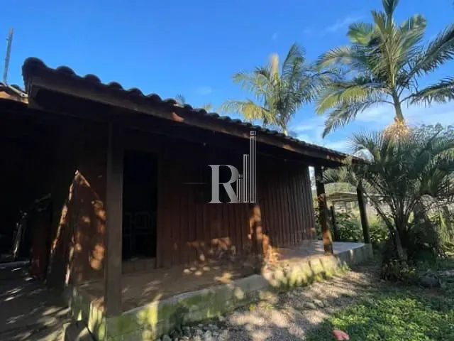 Sítio com 2280m² 3 quartos e 1 banheiro, à venda, no bairro Sertão Santa Luzia em Tijucas