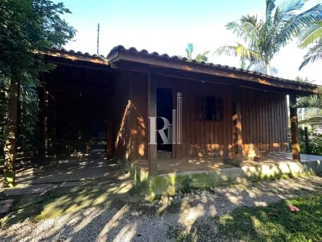 Sítio com 2280m² 3 quartos e 1 banheiro, à venda, no bairro Sertão Santa Luzia em Tijucas
