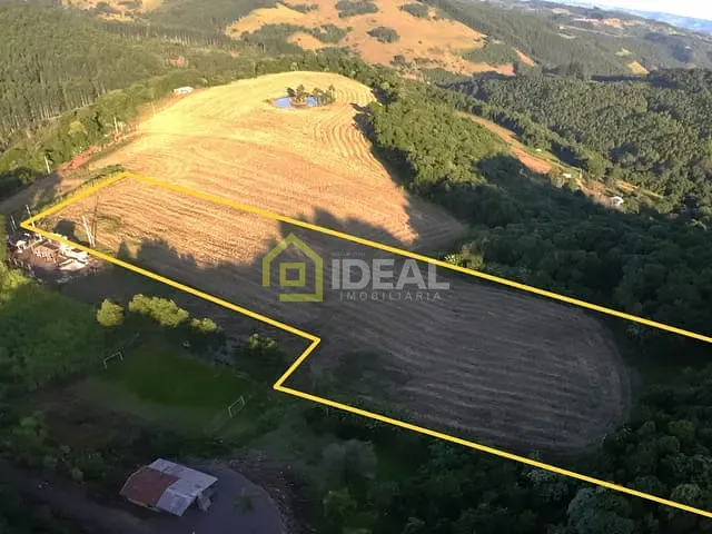 Sítio com 23168m², à venda, no bairro Presidente Kennedy em Concórdia