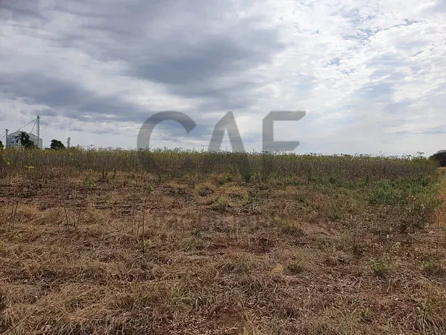 Sítio com 49676m², à venda, no bairro Pederneiras em Mogi Mirim