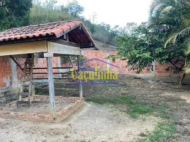 Sítio com 1770m², à venda, no bairro Ipiranga em Vassouras