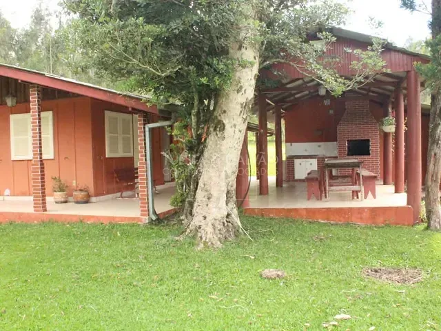Sítio à venda, no bairro Campo Magro em Campo Magro
