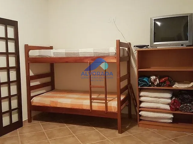 Sítio com 256000000m² 6 quartos e 10 banheiros, à venda, no bairro Gandara em Cunha