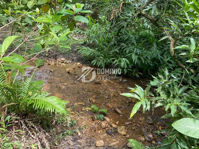 Sítio 1 quarto e 1 banheiro, à venda, no bairro Zona Rual em Sacramento