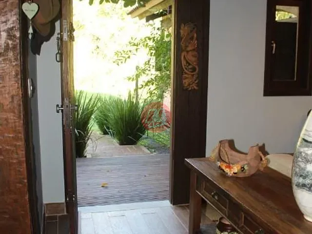 Sítio com 7000m² 4 quartos e 2 banheiros, à venda, no bairro Cadiz em Gravataí