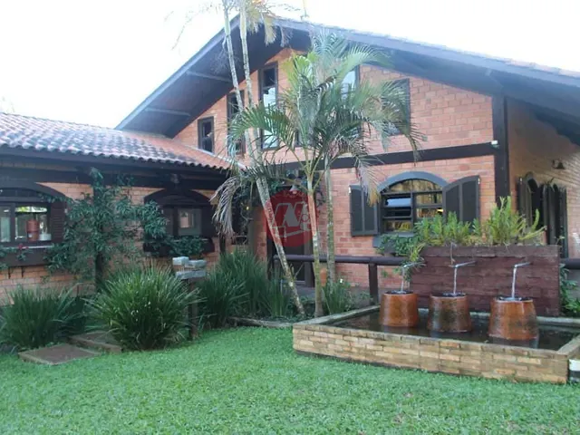 Sítio com 7000m² 4 quartos e 2 banheiros, à venda, no bairro Cadiz em Gravataí