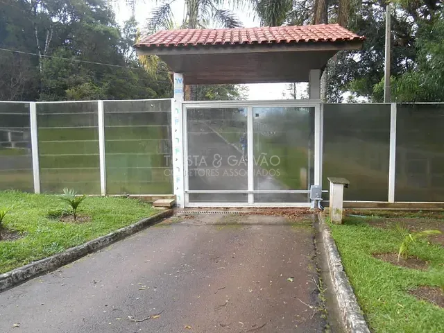 Sítio com 1m² 3 quartos e 6 banheiros, à venda, no bairro Campo Largo da Roseira em São José Dos Pinhais