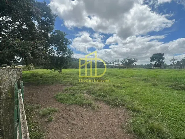 Sítio com 67000m² 2 quartos e 1 banheiro, à venda, no bairro Cabacais em Sarapuí