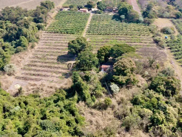 Sítio com 40000m² 2 quartos e 1 banheiro, à venda, no bairro Jardim Quintas da Terracota em Indaiatuba