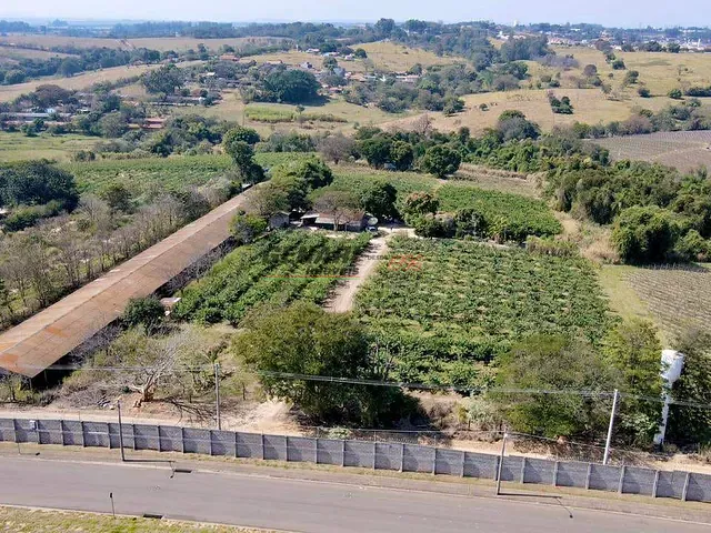 Sítio com 40000m² 2 quartos e 1 banheiro, à venda, no bairro Jardim Quintas da Terracota em Indaiatuba