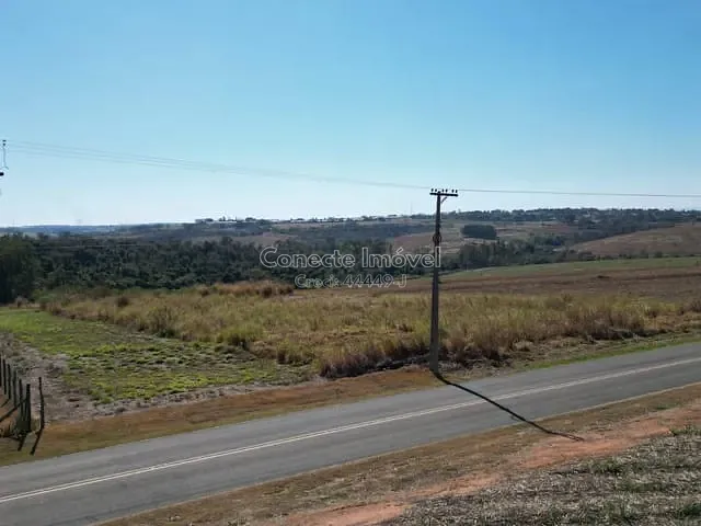 Sítio com 20000m², à venda, no bairro Área Rural de Holambra em Holambra
