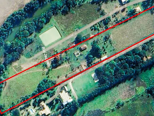 Sítio com 25000m² 3 quartos e 2 banheiros, à venda, no bairro Passa Três em Tuiuti