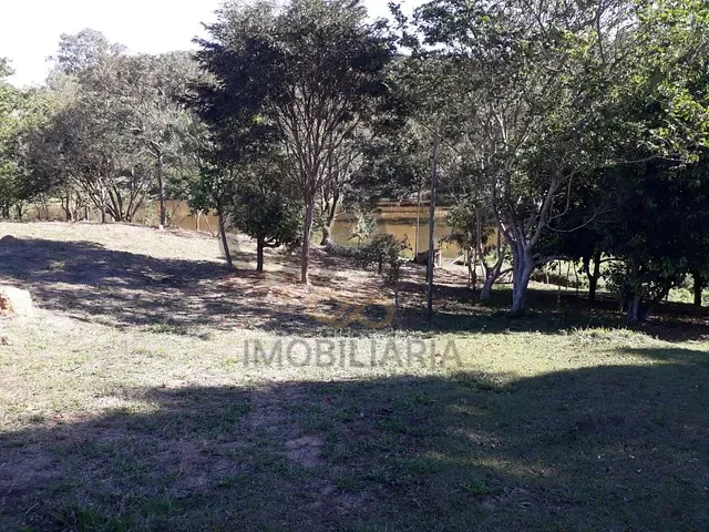 Sítio com 25757m² 5 quartos e 4 banheiros, à venda, no bairro Pederneiras em Mogi Mirim