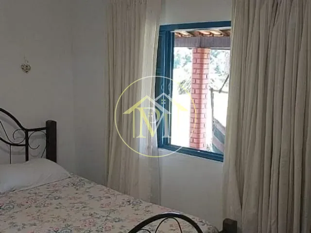Sítio com 181500m², à venda, no bairro Retiro em Itapetininga
