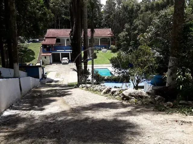 Sítio com 3650m² 3 quartos e 3 banheiros, à venda, no bairro Engenheiro Marsilac em São Paulo