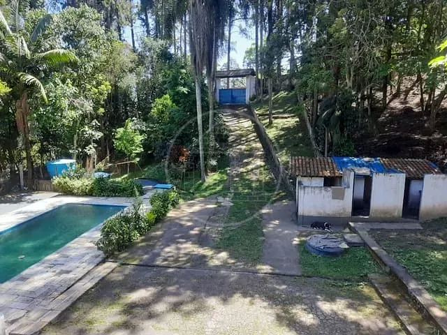 Sítio com 3650m² 3 quartos e 3 banheiros, à venda, no bairro Engenheiro Marsilac em São Paulo