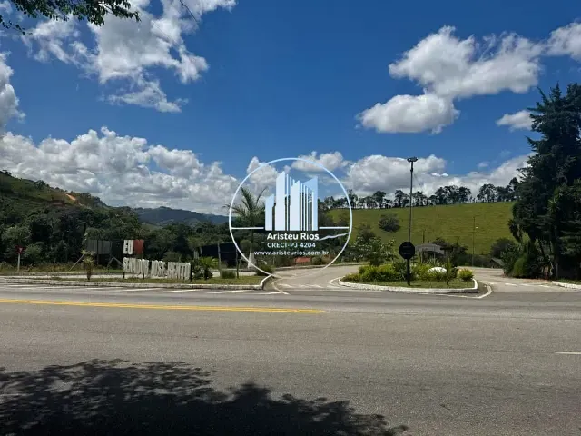 Sítio com 205700m² 3 quartos e 1 banheiro, à venda, no bairro Zona Rural em Senador José Bento