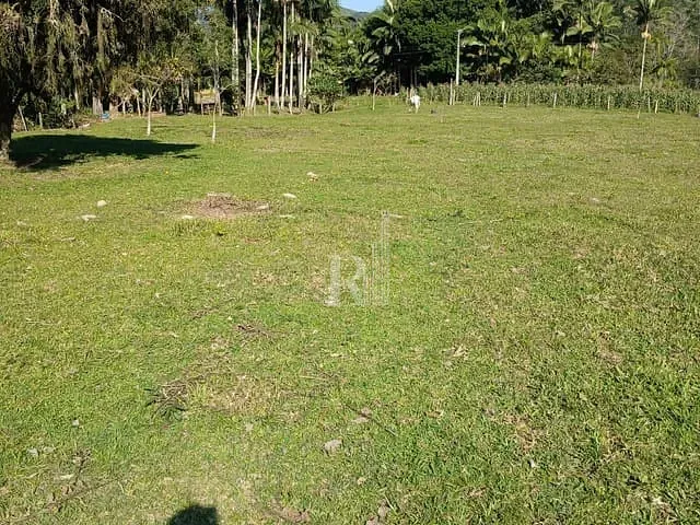 Sítio com 1080m², à venda, no bairro Oliveira em Tijucas