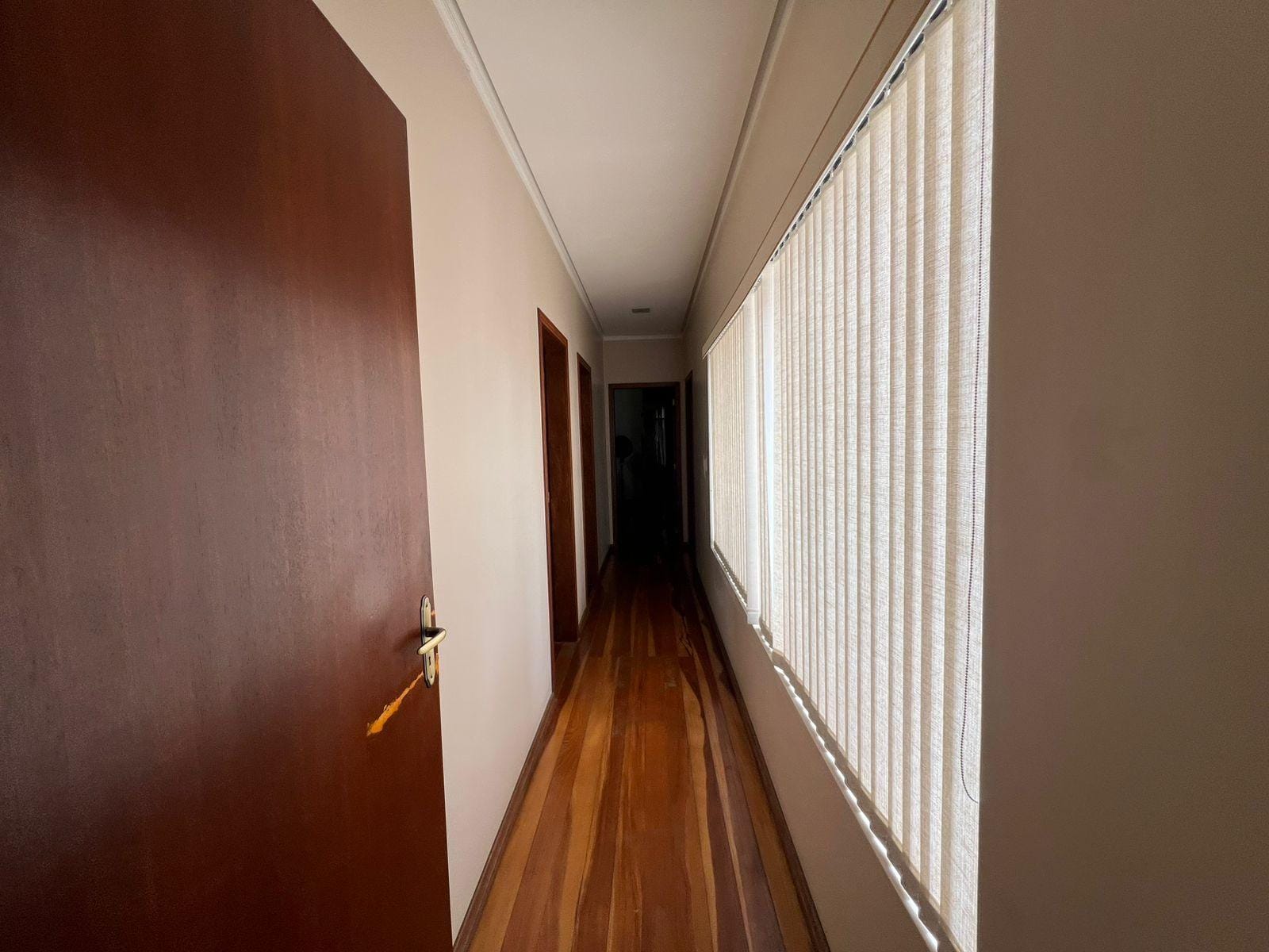 Sítio à venda na Av. Vinte e Cinco de Julho - 19 hectares de área total, casa com 4 quartos (sendo 1 suíte), lareira e espaço gourmet com churrasqueira. - 13