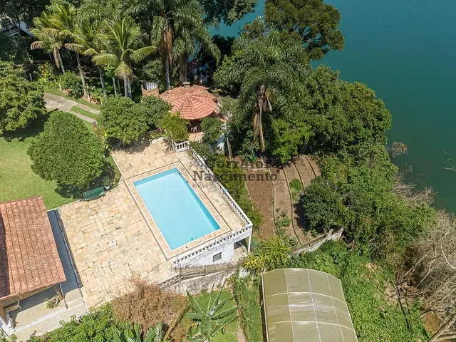 Sítio com 351m² 6 quartos e 4 banheiros, à venda, no bairro Chácaras Condomínio Recanto Pássaros II em Jacareí