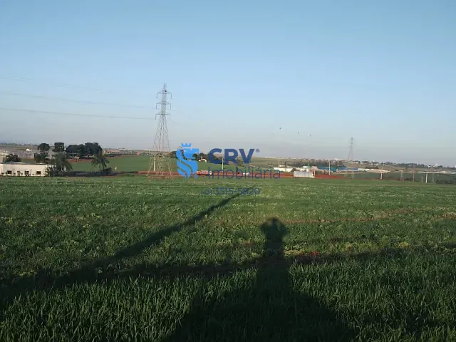 Sítio com 302500m², à venda, no bairro Parque Industrial José Garcia Gimenes em Cambé