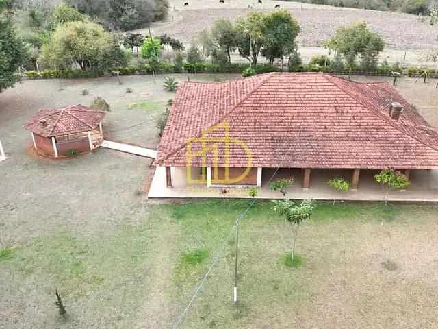 Sítio com 316536m², à venda, no bairro Área Rural em Itapetininga