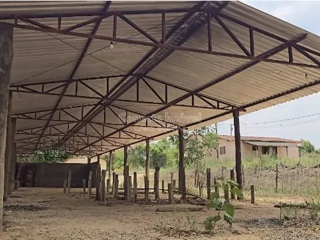 Sítio com 20000m² 2 quartos e 2 banheiros, à venda, no bairro Área Rural de Mogi Mirim em Mogi Mirim