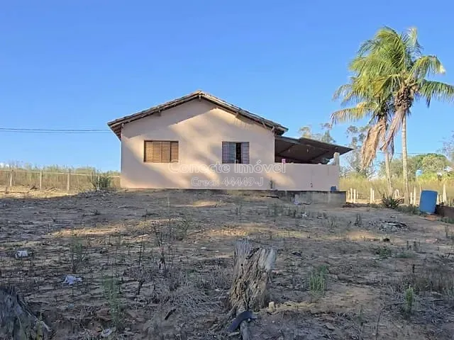 Sítio com 20000m² 2 quartos e 2 banheiros, à venda, no bairro Área Rural de Mogi Mirim em Mogi Mirim