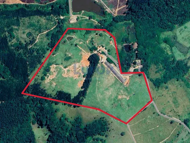 Sítio com 181000m² 2 quartos e 1 banheiro, à venda, no bairro Rural em Bragança Paulista