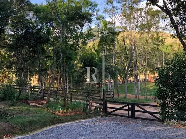 Terreno com 1554m², à venda, no bairro Moura em Canelinha