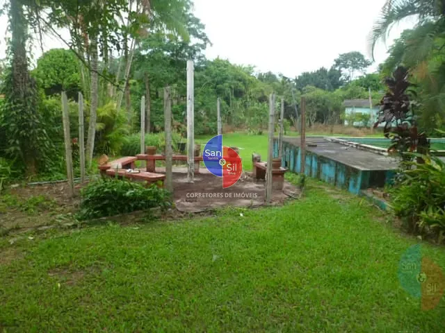 Sítio com 3000m² 3 quartos e 2 banheiros, à venda, no bairro Leque Azul em Magé