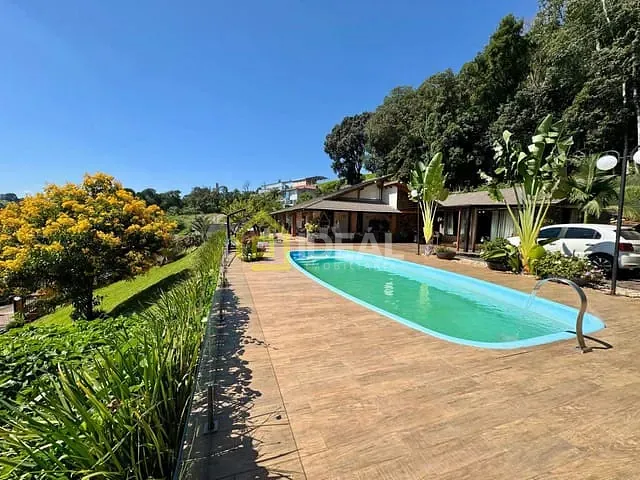Sítio com 450m² 3 quartos e 4 banheiros, à venda, no bairro Presidente Kennedy em Concórdia