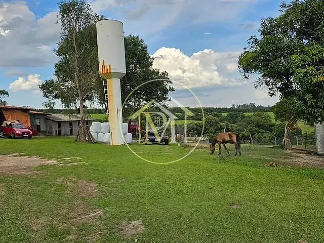 Sítio com 48400m² 3 quartos e 1 banheiro, à venda, no bairro Jardim Tatiana em Sorocaba