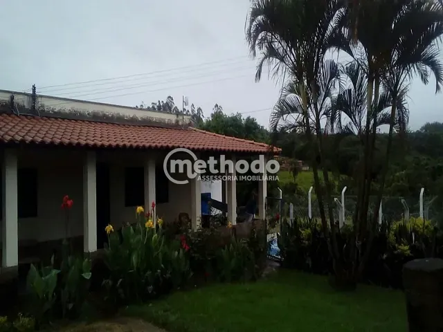 Sítio com 280000m² 6 quartos e 3 banheiros, à venda, no bairro São Benedito em Alpinópolis