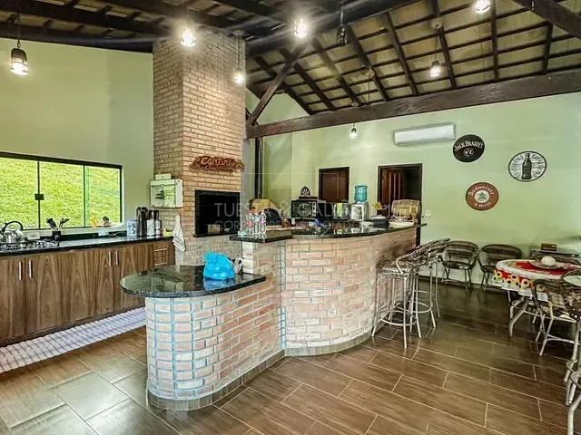Sítio com 500m² 6 quartos e 5 banheiros, à venda, no bairro Volta Grande em Bocaiúva Do Sul