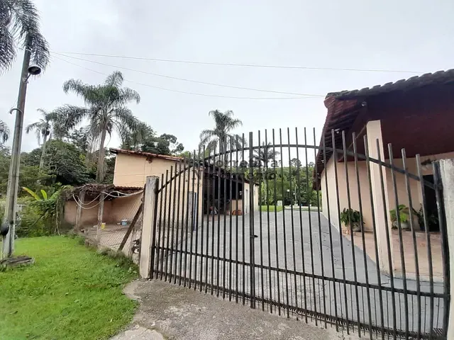 Sítio com 121000m² 3 quartos e 1 banheiro, à venda, no bairro Rio Abaixo em Jacareí