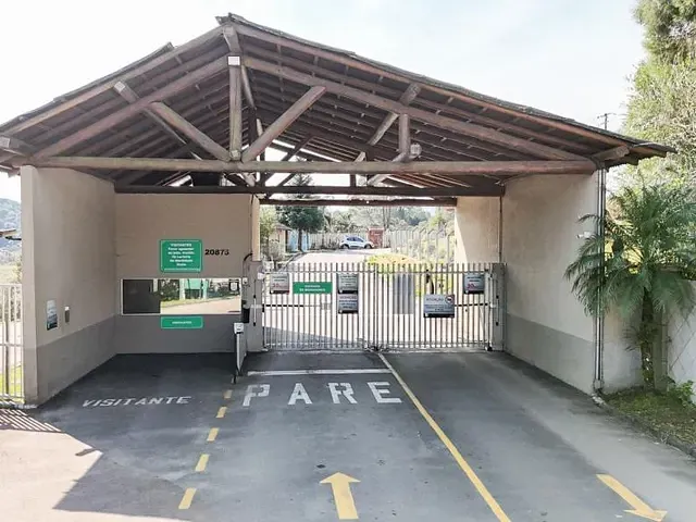 Sítio com 21m² 3 quartos e 1 banheiro, à venda, no bairro Borda do Campo em São José Dos Pinhais