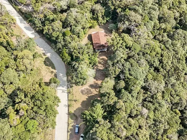 Sítio com 21m² 3 quartos e 1 banheiro, à venda, no bairro Borda do Campo em São José Dos Pinhais