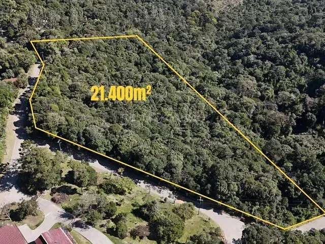 Sítio com 21m² 3 quartos e 1 banheiro, à venda, no bairro Borda do Campo em São José Dos Pinhais