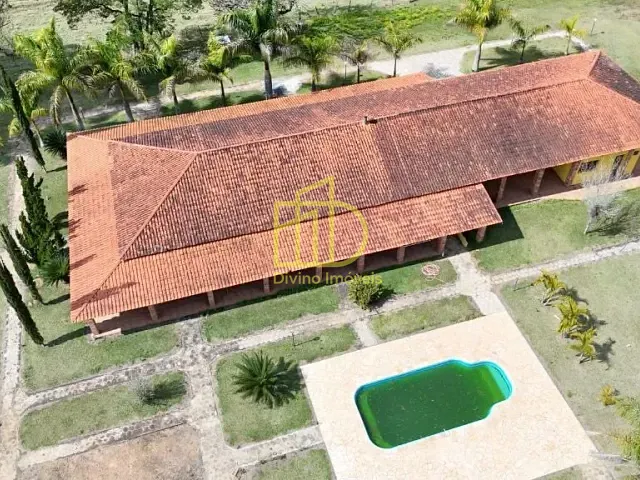 Sítio com 245630m² 4 quartos e 1 banheiro, à venda, no bairro Área Rural em Itapetininga