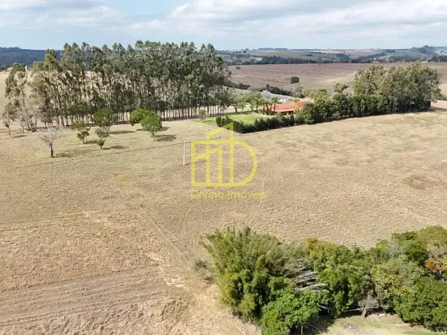 Sítio com 245630m² 4 quartos e 1 banheiro, à venda, no bairro Área Rural em Itapetininga