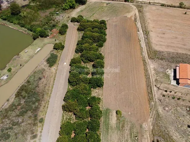 Sítio com 41800m² 2 quartos e 1 banheiro, à venda, no bairro Camanducaia em Jaguariúna