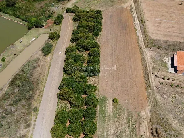Sítio com 41800m² 2 quartos e 1 banheiro, à venda, no bairro Camanducaia em Jaguariúna