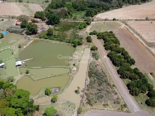 Sítio com 41800m² 2 quartos e 1 banheiro, à venda, no bairro Camanducaia em Jaguariúna