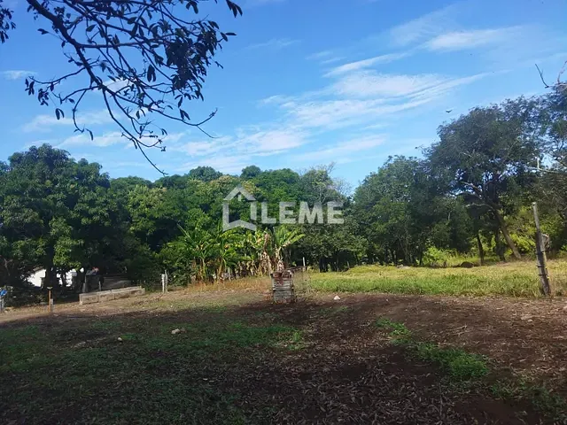 Sítio com 100m² 2 quartos e 2 banheiros, à venda, no bairro Área Rural de Mococa em Mococa