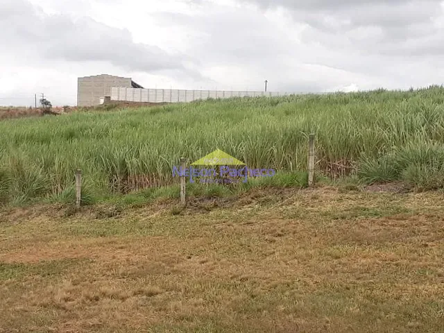 Sítio com 9115m², à venda, no bairro Bela Vista em Capivari