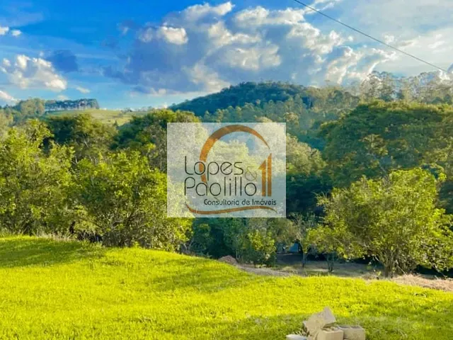 Sítio com 71611m² 3 quartos e 5 banheiros, à venda, no bairro Iara em Atibaia